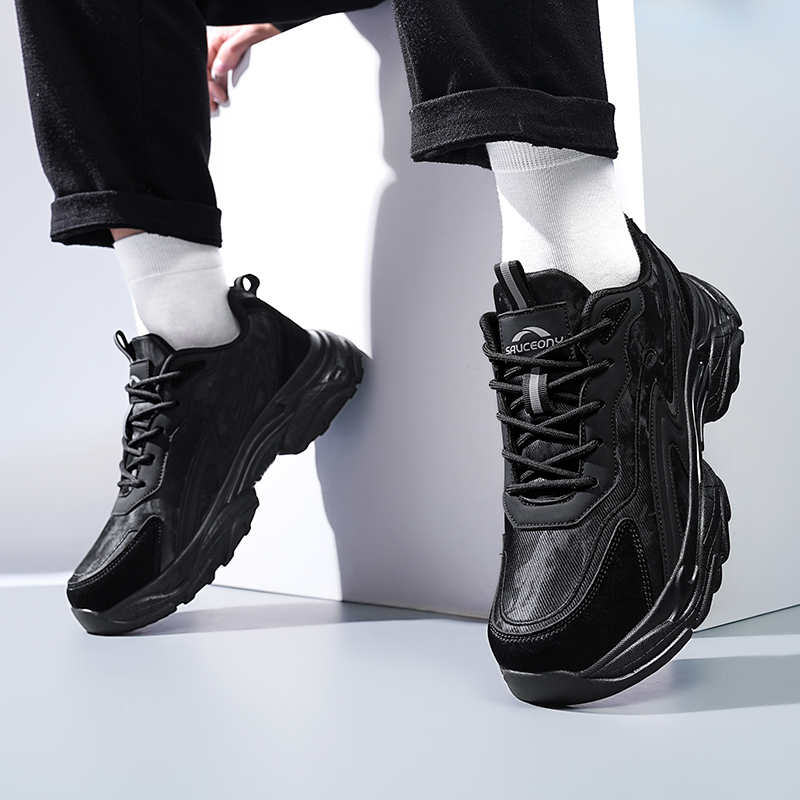 Sale Fashion Women - Wysokie trampki ze skóry syntetycznej, buty