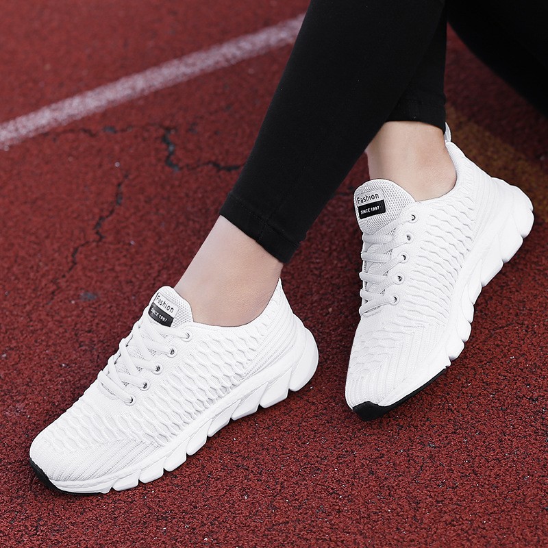 Sneakersy Damskie Buty Moda 20 – New Balance Fashion Women recenzja i cena