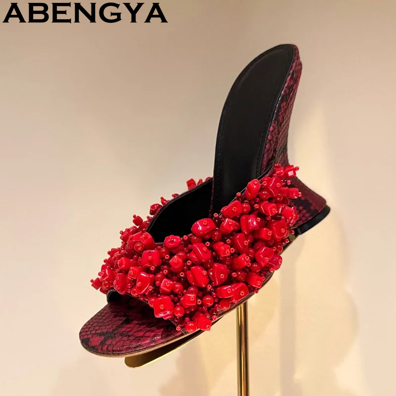 Eleganckie damskie klapki na k – Women Fashion Week 2026 recenzja i cena
